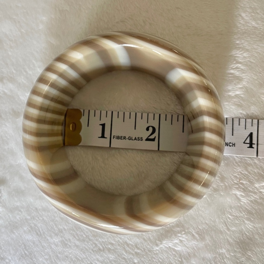 Neutral Swirl Resin Bangle Bracelet - Cream and Brown - Picture 8 of 9